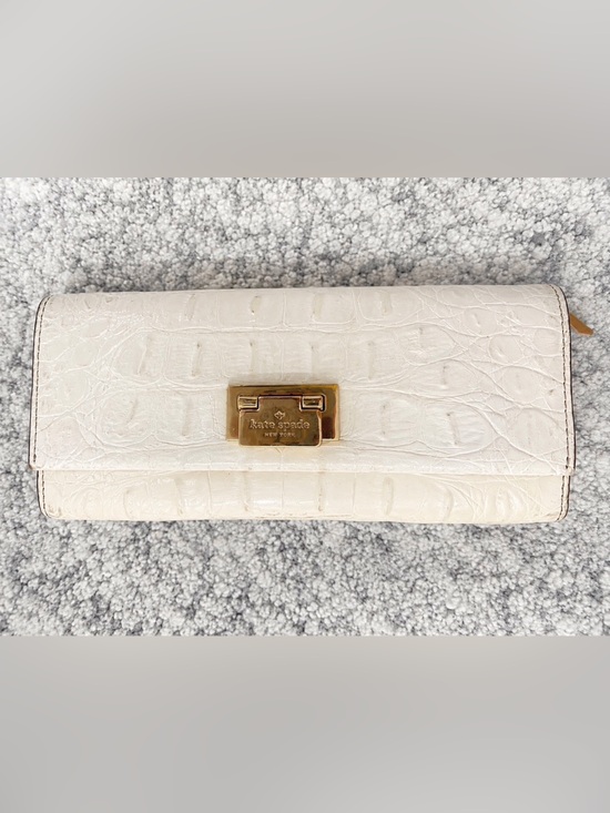 kate spade Handbags - Kate Spade Cream Croc Embossed Wallet Blush Interior Gold Hardware
